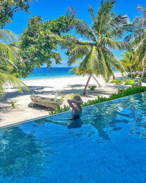 🏡 Prime Plot for Sale in B. Dharavandhoo – Excellent Investment Opportunity , WhatsApp : 7409119